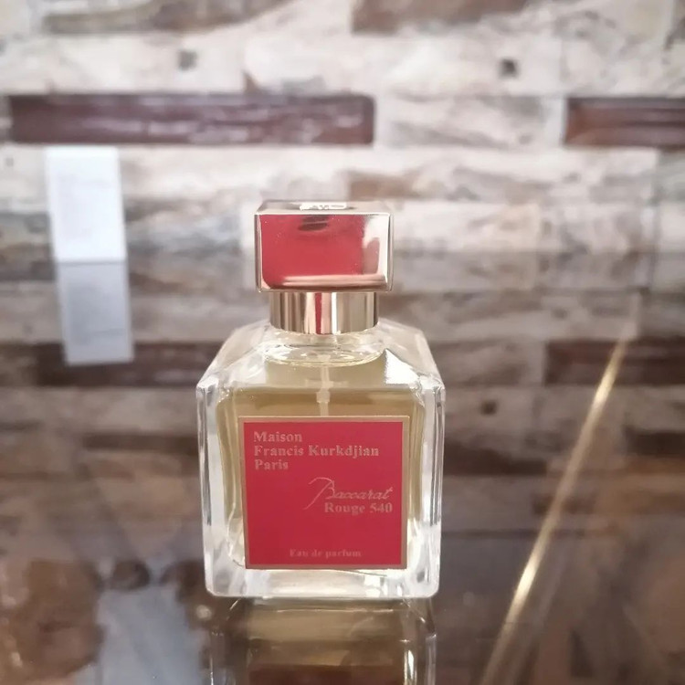 baccarat Rouge / عطر ادکلن باکارات رژ 70 میل، مَستر کوالیتی سفارش اروپا بشرط استعلام بارکد جعبه