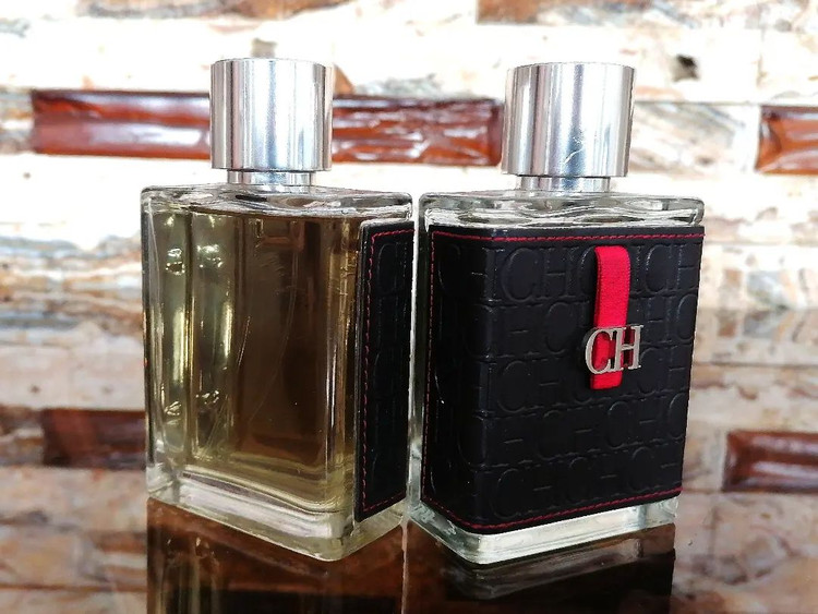 CH ,CAROLINA HERRERA UNBOX / عطر ادکلن سی اچ کارولینا هررا، مردانه اورجینال بدون جعبه آنباکس