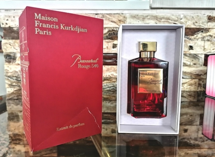 عطر ادکلن باکارات رژ 200 میل هاردباکس، بالاترین کیفیت بعد از اورجینال، مَستر کوالیتی سفارش اروپا بشرط استعلام بارکد /baccarat rouge
