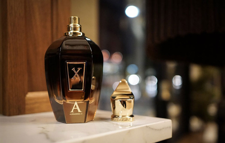 عطر ادکلن زرجف/زرژف الکساندریا 2، هارد باکس، بالاترین کیفیت موجود مَستر کوالیتی سفارش اروپا بشرط استعلام بارکد / Xerjoff Alexandria 2