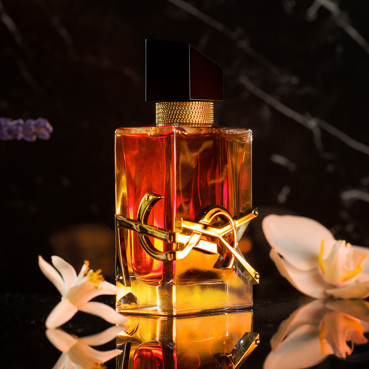 عطر ادکلن زنانه ایو سن لورن / اف سن لورن لیبره اینتنس، بالاترین کیفیت موجود بشرط،، مستر کوالیتی سفارش اروپا بشرط استعلام بارکد Yves saint lauren Libre intense
