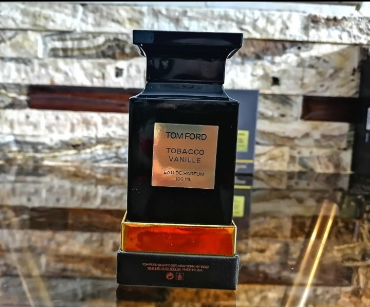 عطر ادکلن تام فورد توباکو وانیل مَسترکوالیتی سفارش اروپا ،100 میل، / Tomford tobacco vanille