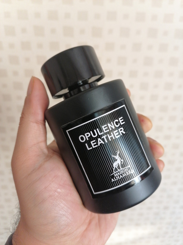 عطر ادکلن مردانه اپولنس لدر/ opulence leather رایحه ی اماراتی امبر لدر/ اومبره لدر 100 میل، درجه یک صادراتی به اروپا