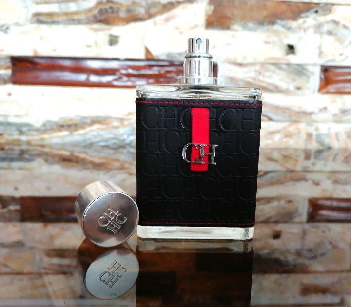 عطر ادکلن اورجینال CH مردانه کارولینا هررا بشرط اصالت بارکد، ادکلن اورجینال بدون جعبه