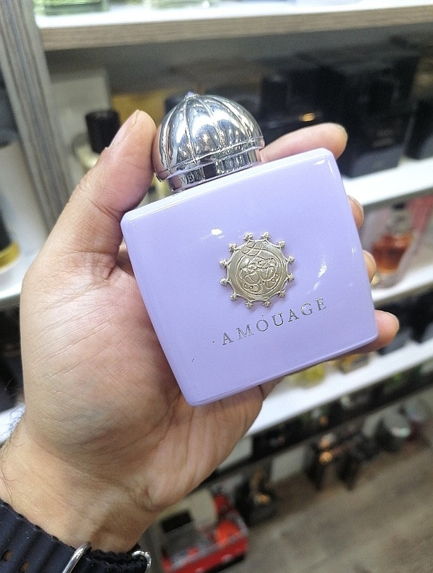 عطر ادکلن زنانه لیلاک لاو 100 میل، درب مگنتی، هاردبامس، مَسترکوالیتی سفارش اروپا بشرط استعلام بارکد ، LILAC LOVE