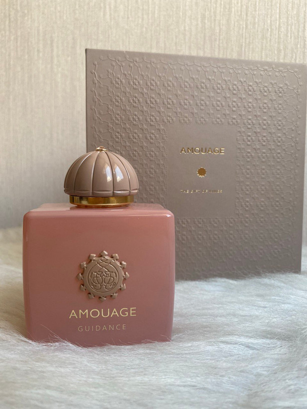 عطر ادکلن زنانه گایدنس 100 میل، درب مگنتی مَسترکوالیتی سفارش اروپا بشرط استعلام بارکد ، GUIDANCE
