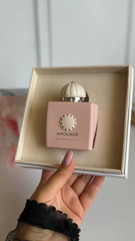 عطر ادکلن زنانه بلوسوم لاو / بلاسوم لاو 100 میل، مَسترکوالیتی سفارش اروپا بشرط استعلام بارکد، Blossom Love