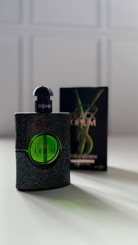 عطر ادکلن زنانه بلک اوپیوم ایلیسیت گرین 75 میل، مَستر کوالیتی سفارش اروپا بشرط استعلام بارکد، illicit green