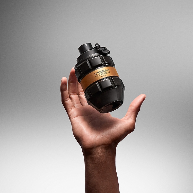 عطر ادکلن مردانه اسپایس بمب اکستریم 90 میل نسخه تقویت شده، مَستر کوالیتی سفارش اروپا بشرط استعلام بارکد، spice bomb EXTREME
