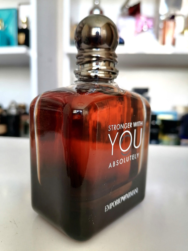 عطر ادکلن یونیسکس استرانگر ویت یو ابسولوتلی 100 میل، مَستر کوالیتی سفارش اروپا بشرط استعلام بارکد، stronger with you absolutely