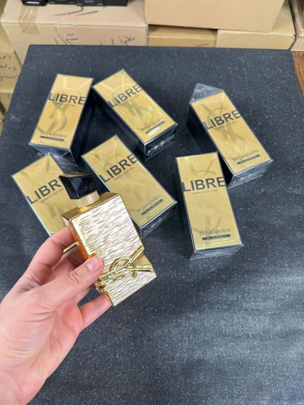 عطر ادکلن زنانه لیبره وانیل کوتور / کوتر 90 میل، مَسترکوالیتی سفارش اروپا بشرط استعلام بارکد، Libre couture vanilleر