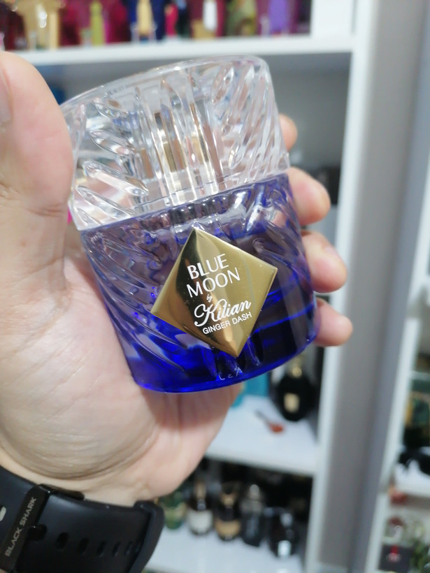 عطر ادکلن یونیسکس بلومون 50 میل، با بچ کد A33 بهترین کیفیت بچ کد تولید شده، مَسترکوالیتی سفارش اروپا، blue moon