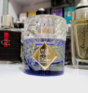 عطر ادکلن یونیسکس بلومون 50 میل، با بچ کد A33 بهترین کیفیت بچ کد تولید شده، مَسترکوالیتی سفارش اروپا، blue moon