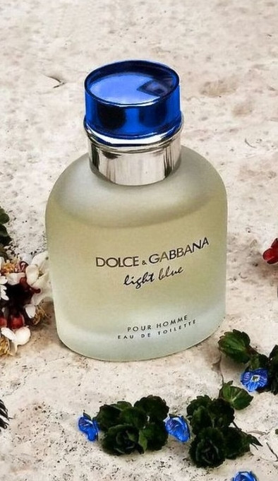 عطر ادکلن مردانه لایت بلو پور هوم ، 125 میل، مَسترکوالیتی سفارش اروپا بشرط استعلام بارکد، LIGHT BLUE